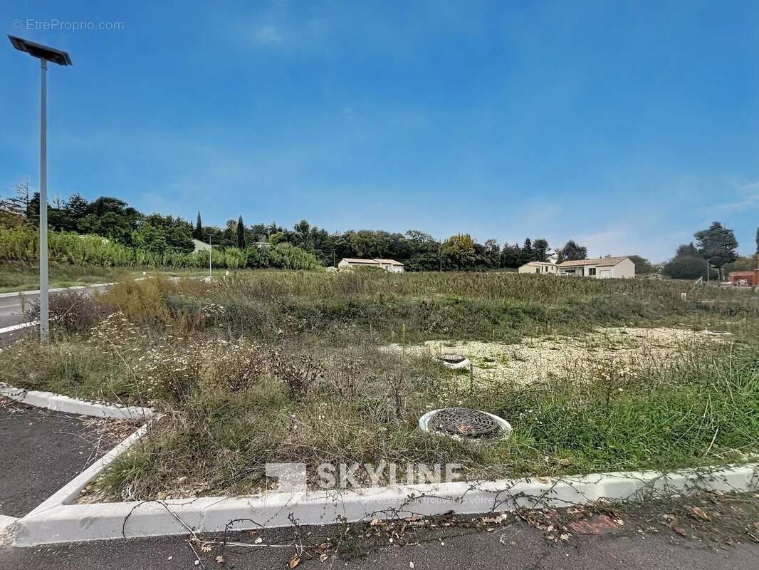 Terrain à BOURG-SAINT-ANDEOL