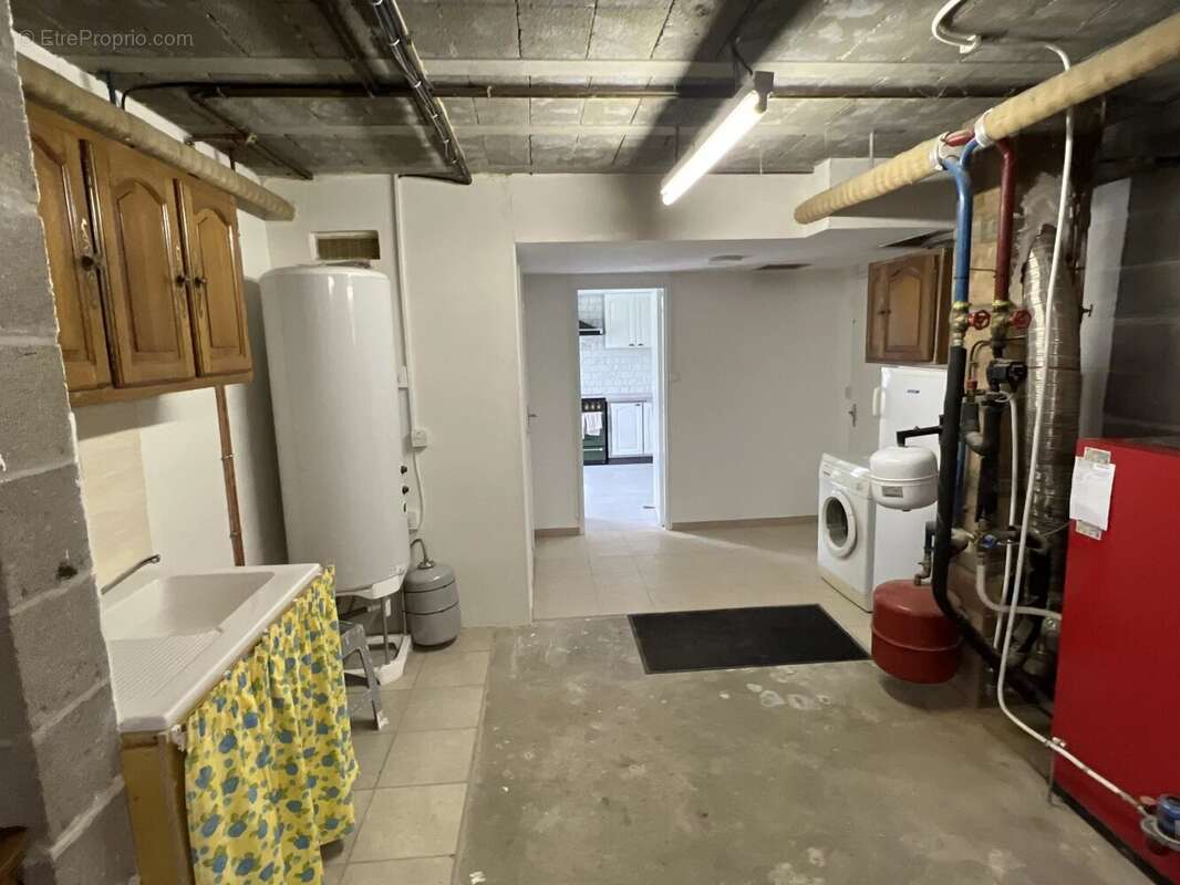 Maison à MEZIERES-SUR-ISSOIRE