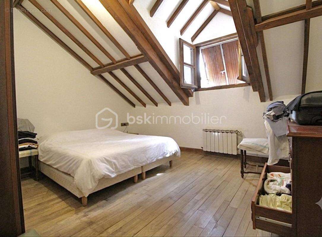 Maison familiale d'exception avec étang privé et grand terrain arboré - photo 6