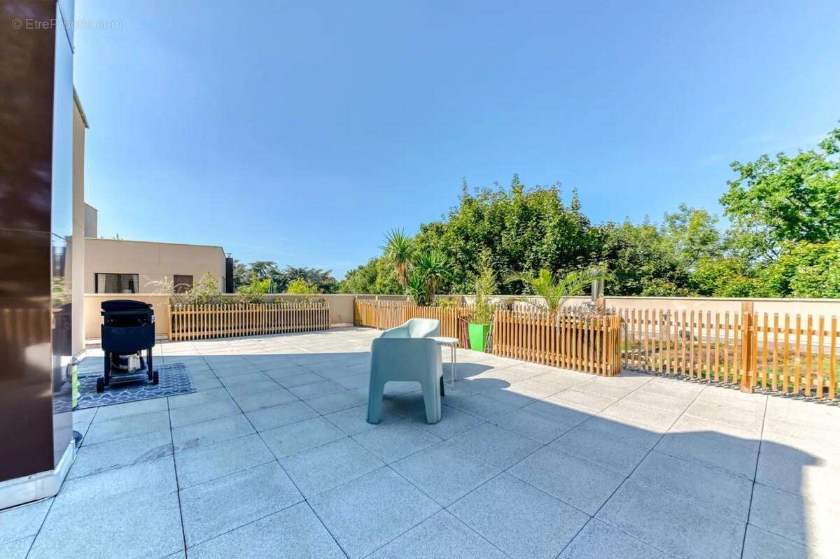 Appartement à LYON-5E