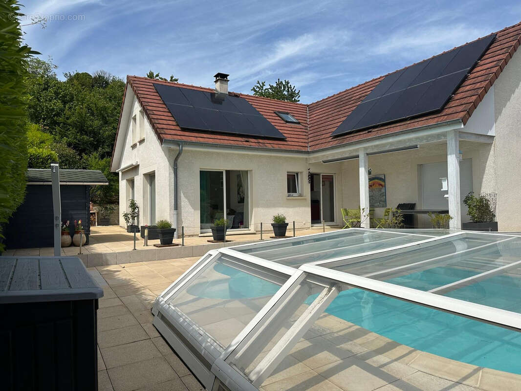 Maison à FONTAIN
