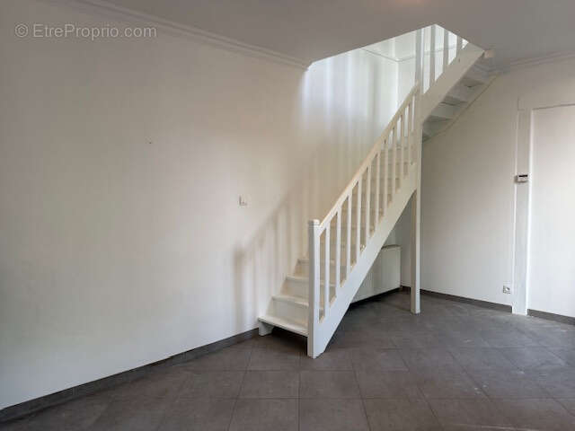 Maison à MERY-SUR-OISE