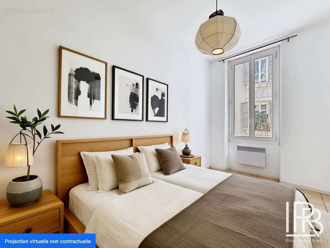 Appartement à MARSEILLE-1E