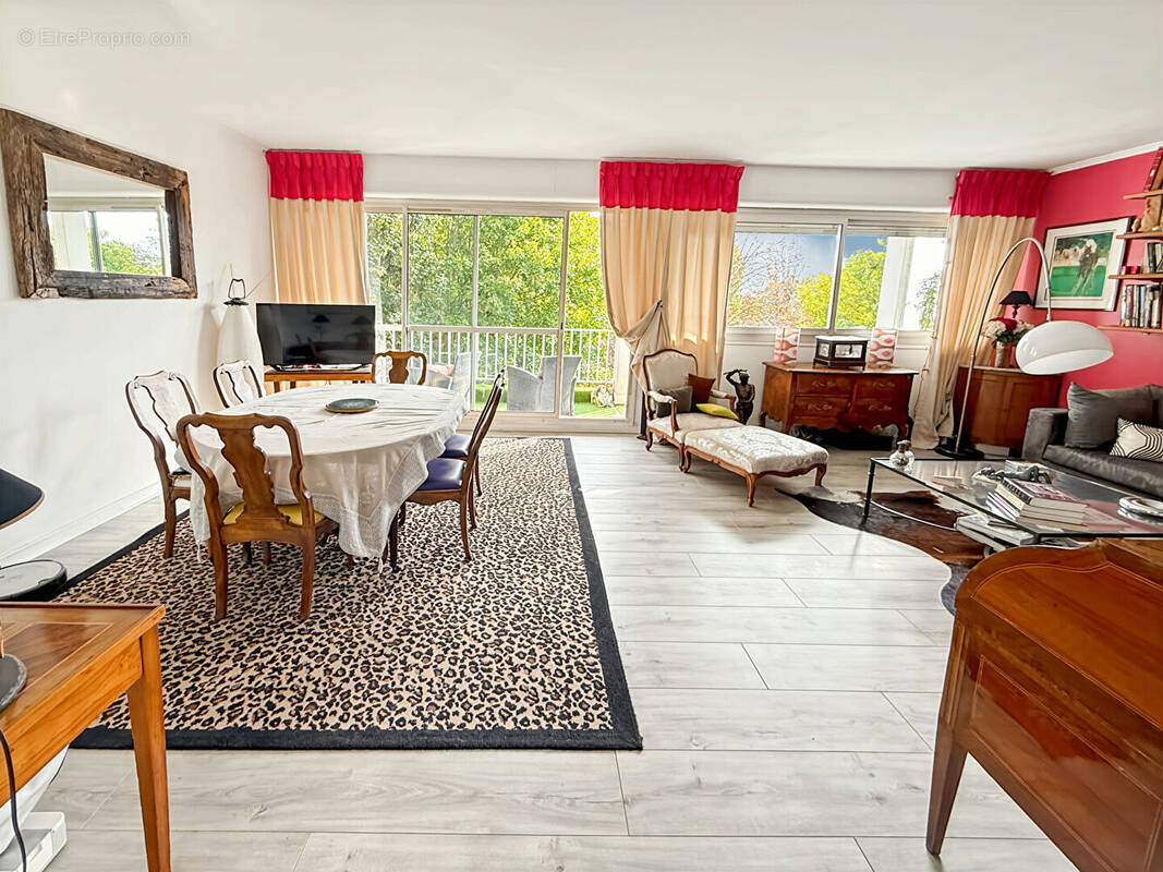 Appartement à GARCHES