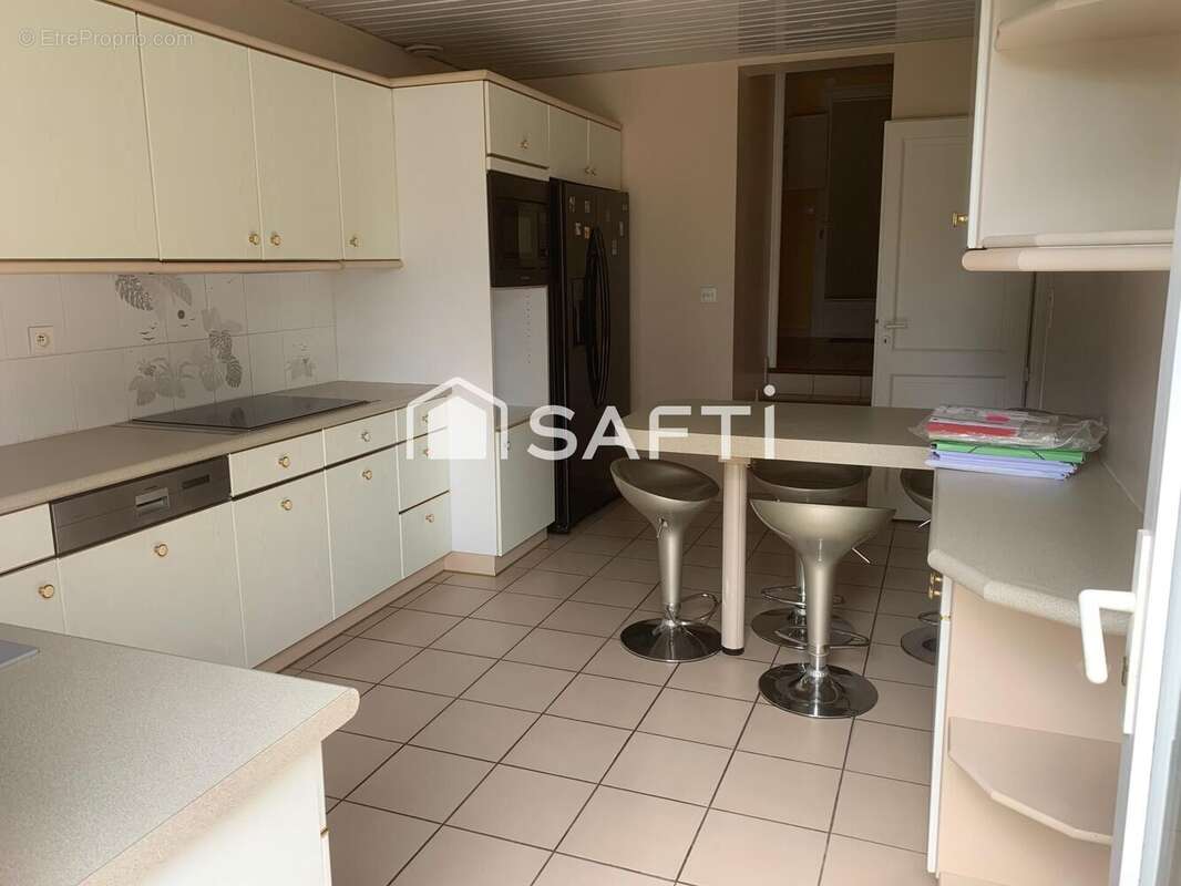 Photo 6 - Maison à FEUCHEROLLES