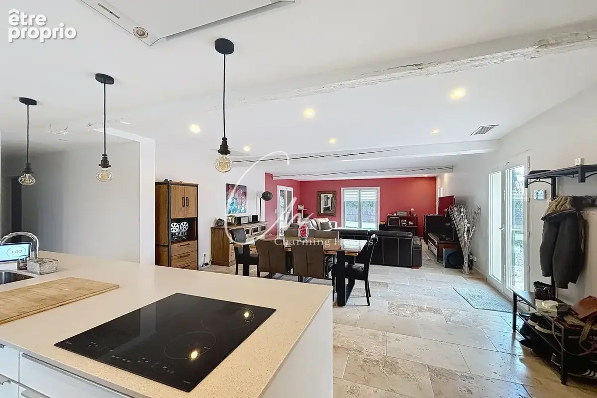 Maison 5 pièces 134 m² à vendre à Fontvieille (13990) - photo 4