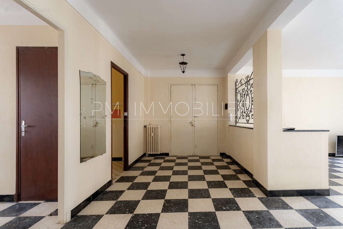 Appartement à AIX-EN-PROVENCE