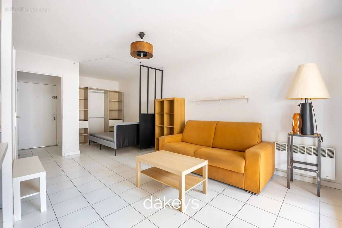 Appartement à MARSEILLE-7E