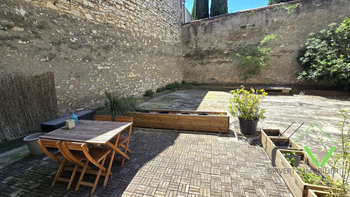 Appartement à NIMES