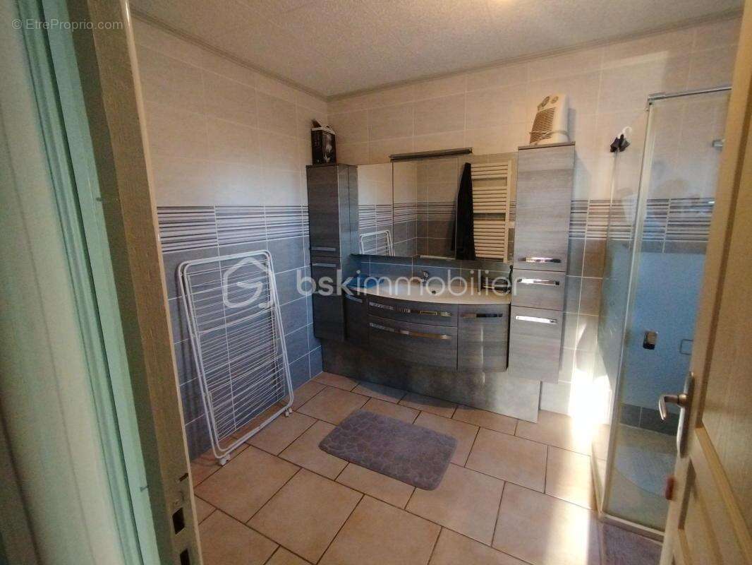 Maison à MONCHAUX-SORENG