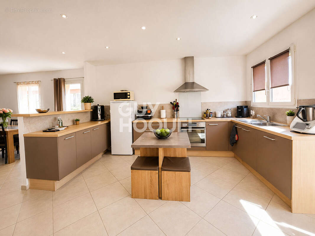 Villa contemporaine 110 m²  Terrain de 550 m² - photo 3