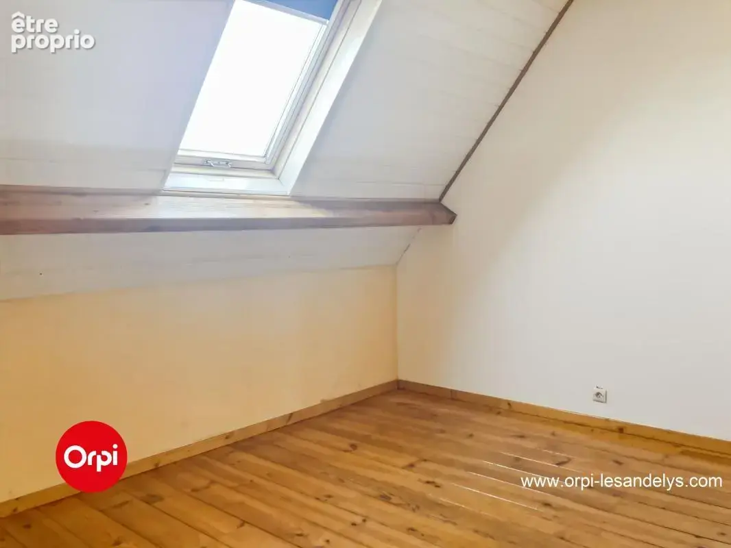Maison traditionnelle à Vendre - Vallée de Seine - 4 chambres - sous-sol total - photo 12