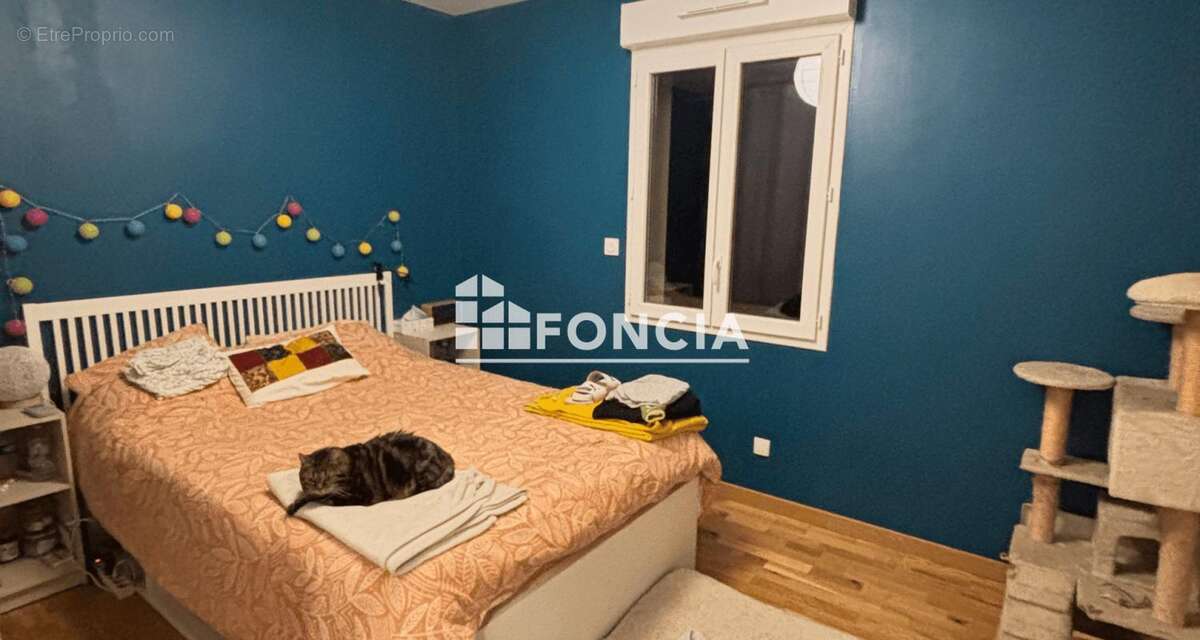 Maison à CINQ-MARS-LA-PILE