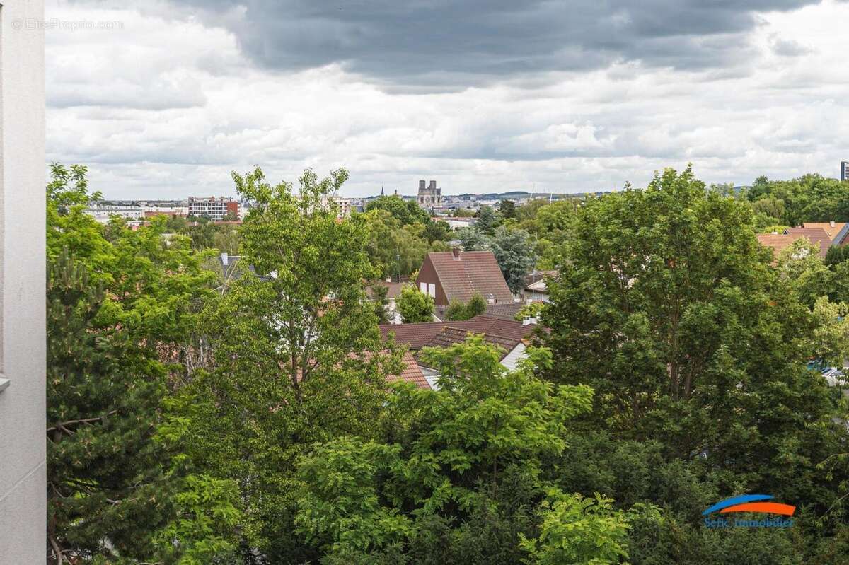   - Appartement à REIMS