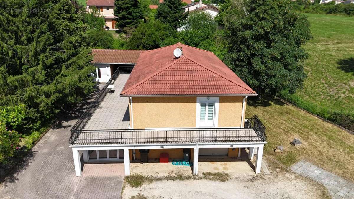 Maison à JARDIN