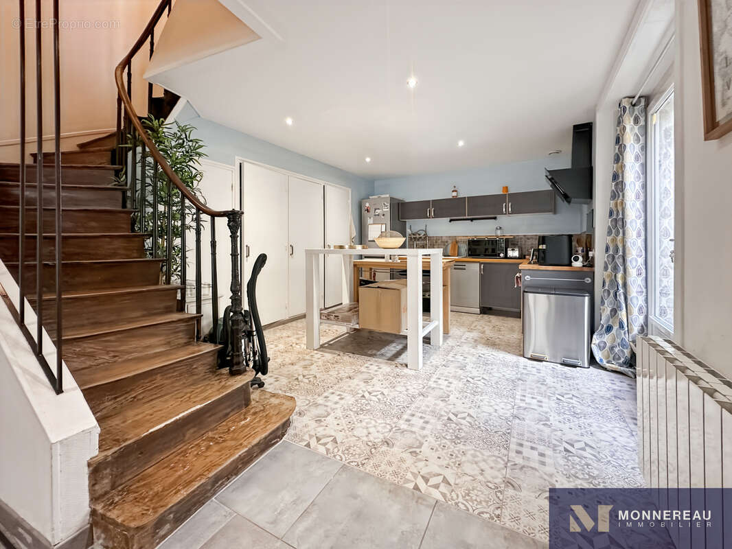 Maison de ville renovée - photo 3