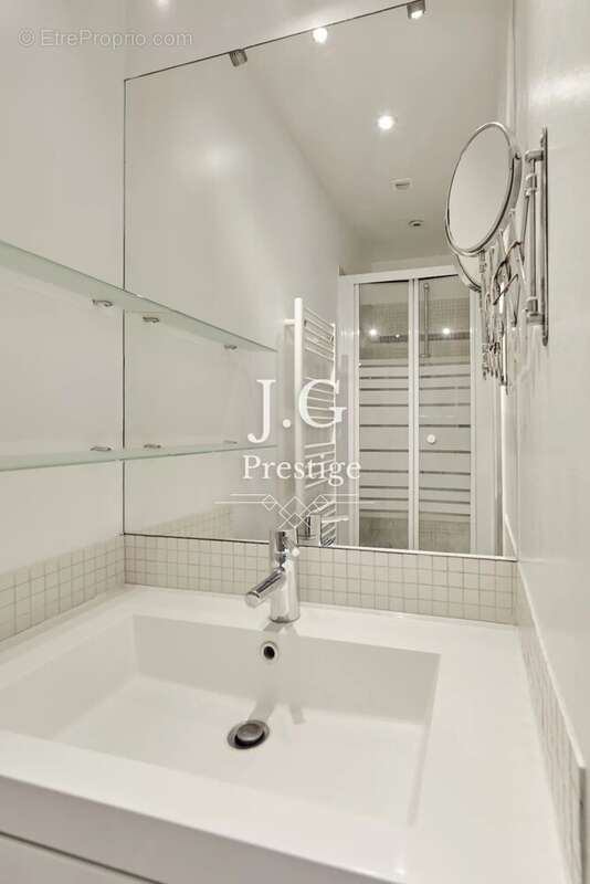 Appartement à PARIS-5E