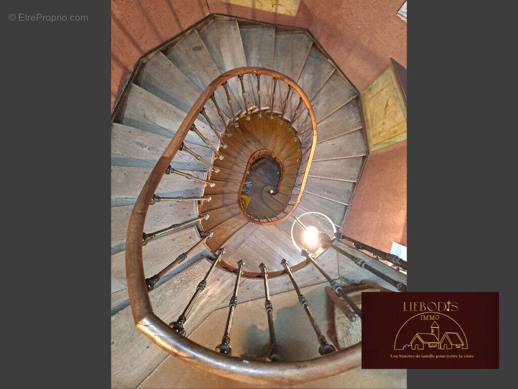 Maison de maître pleine de potentiel - photo 5