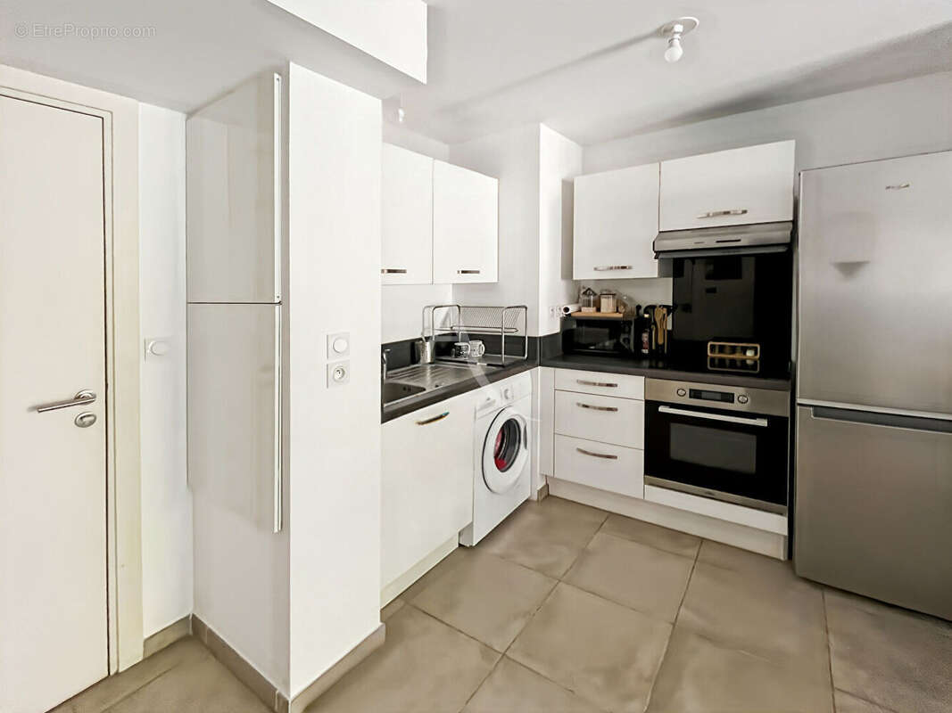 Appartement à MARSEILLE-13E