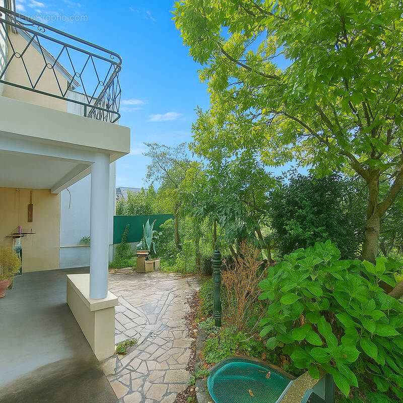 Maison à SAINT-PIERRE-DES-CORPS