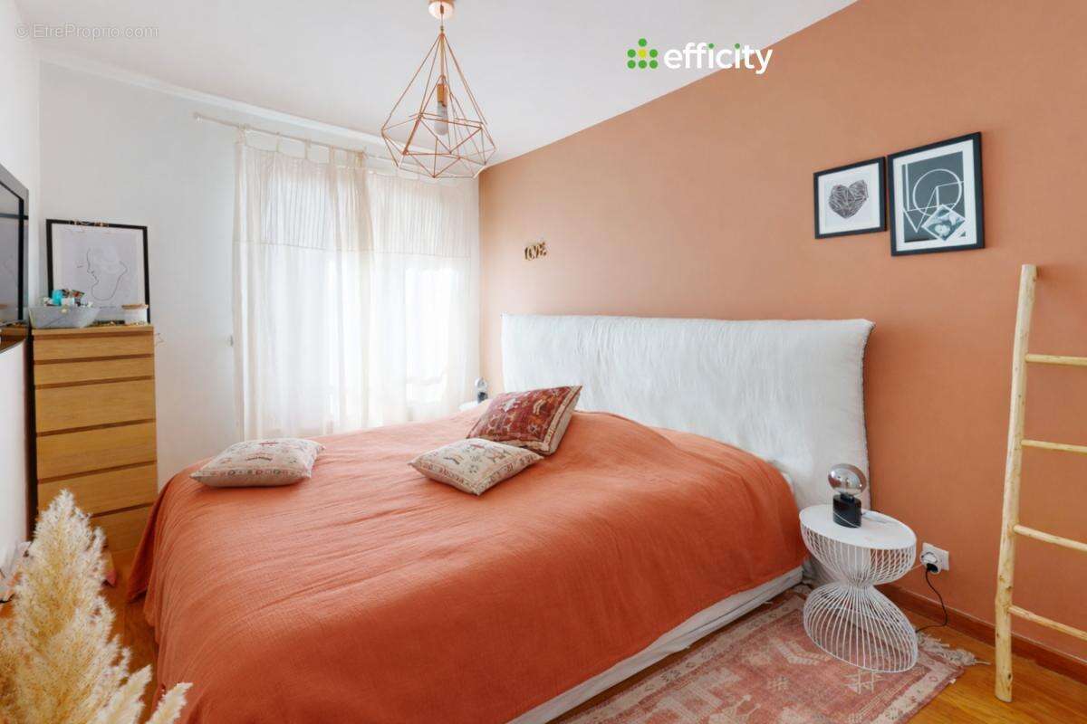 Appartement à TASSIN-LA-DEMI-LUNE