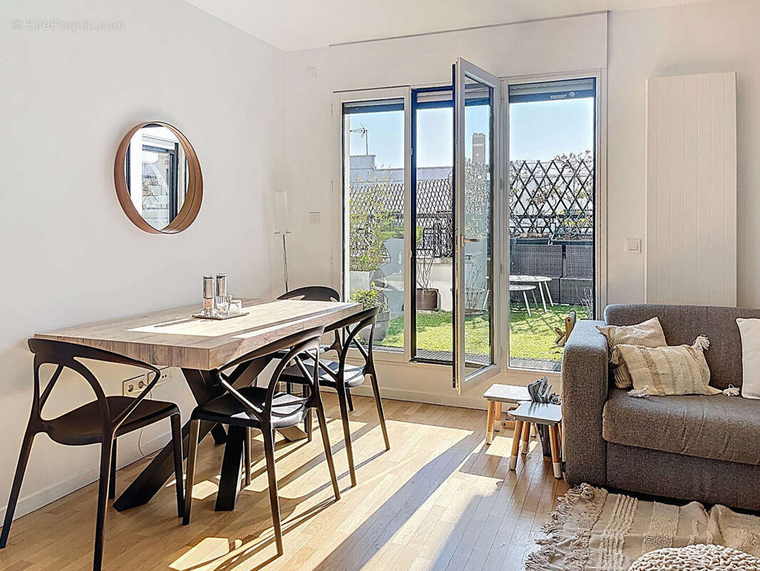 Appartement à SURESNES
