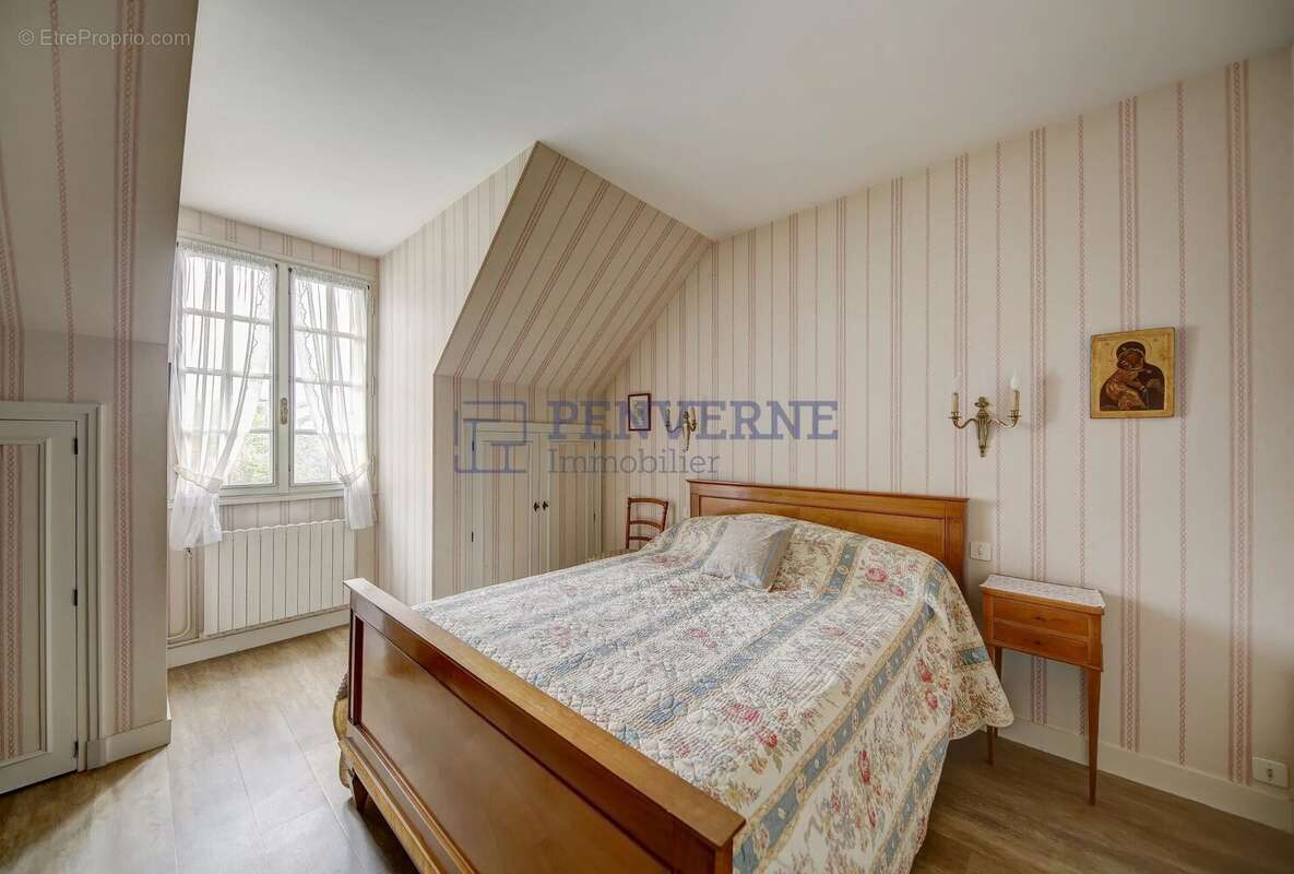 Maison à LE PECQ