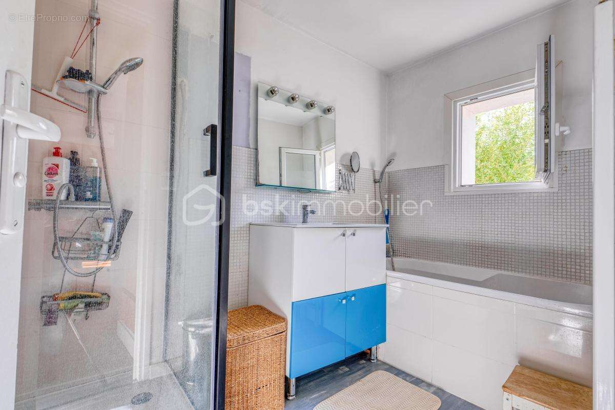 Ensemble immobilier : Maison, appartement et grange - photo 13