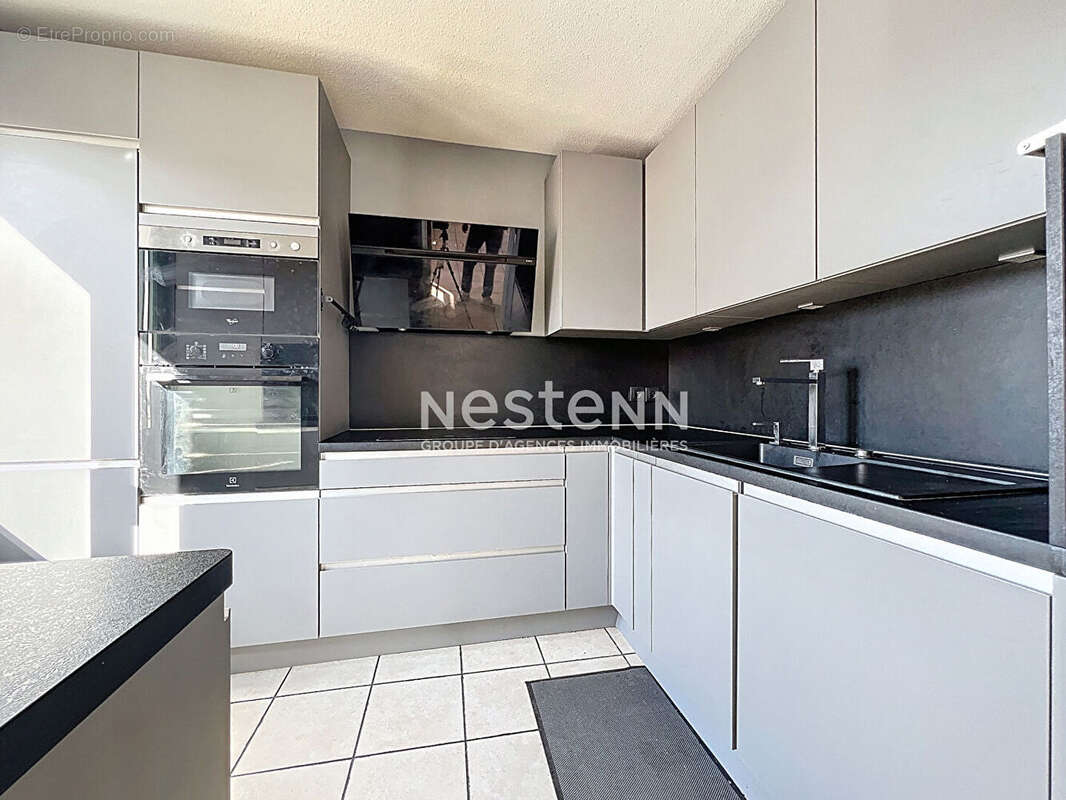 Appartement à VALLAURIS