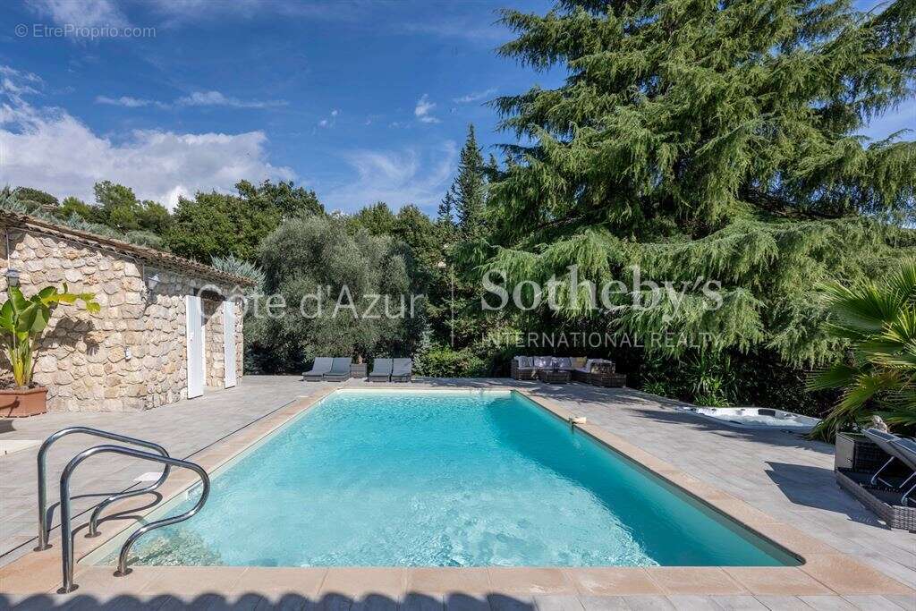 Maison à PEYMEINADE