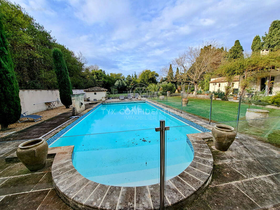 Maison à SAINT-REMY-DE-PROVENCE