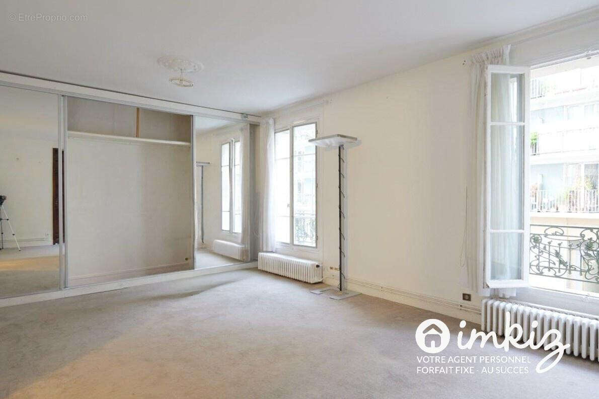 Appartement à PARIS-5E