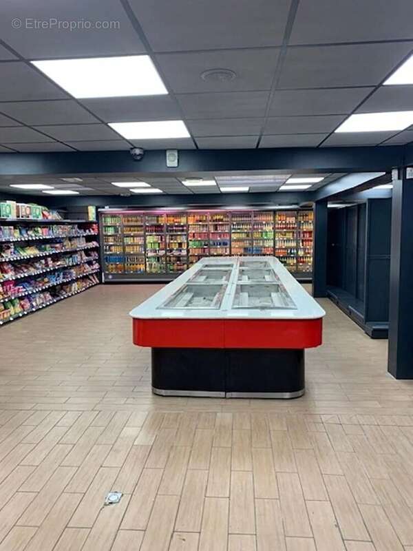 Commerce à PARIS-5E