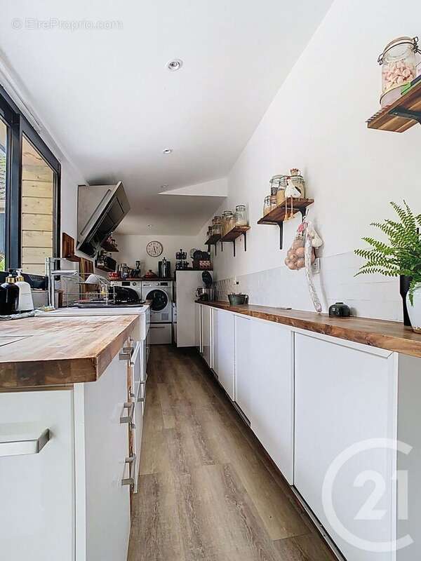 Maison à LA CHAPELLE-GAUTHIER