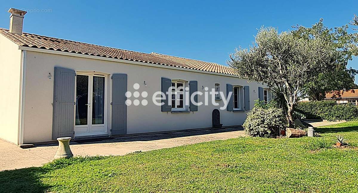 Maison à LE GUA