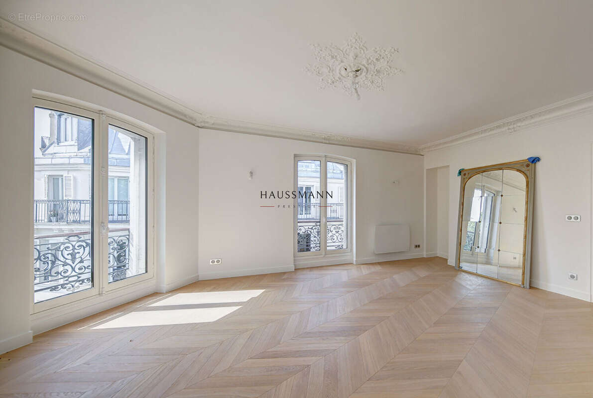 Appartement Paris III Eme - photo 5
