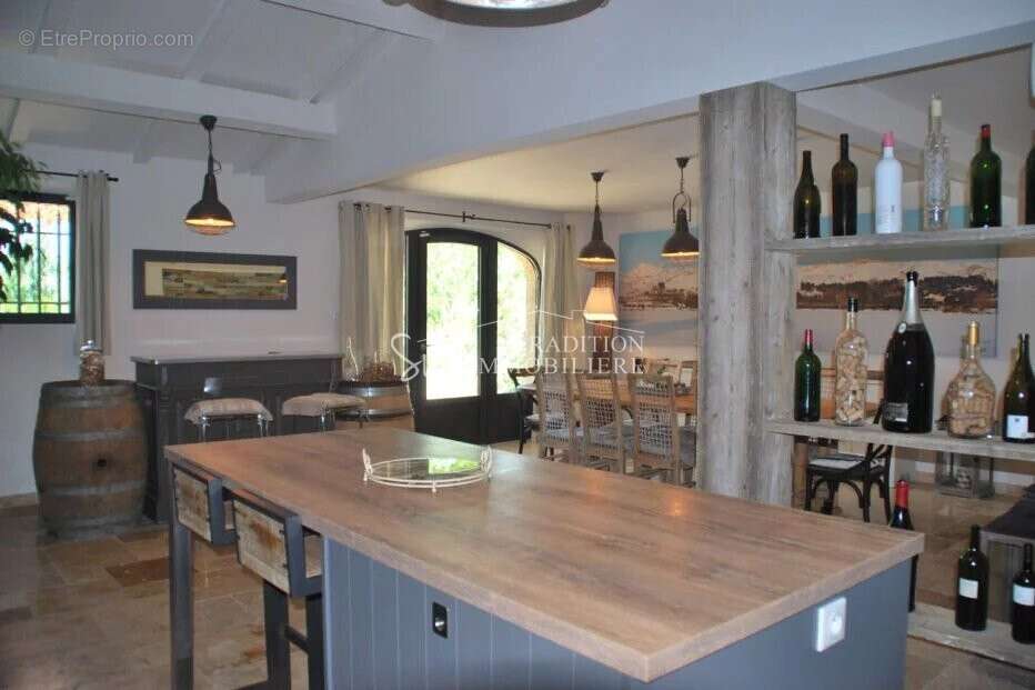 Maison à MAUSSANE-LES-ALPILLES