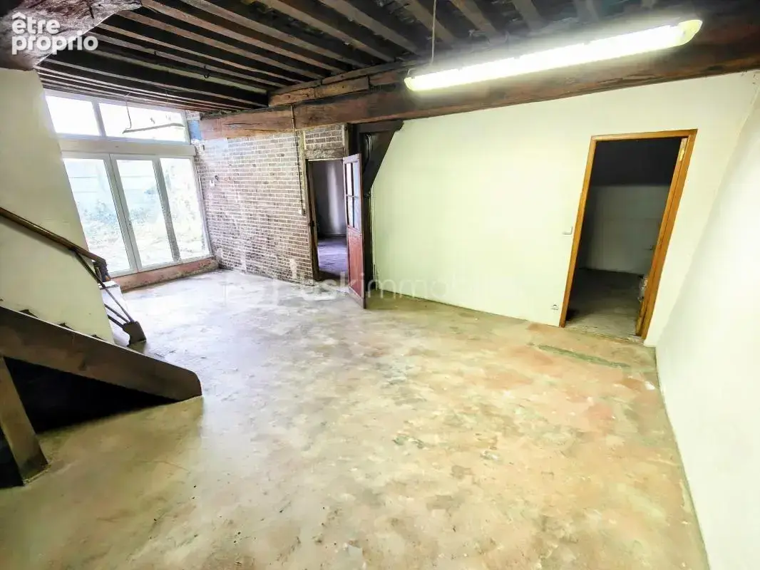 Ensemble immobilier (local commercial + appartement) plein centre ville - photo 14