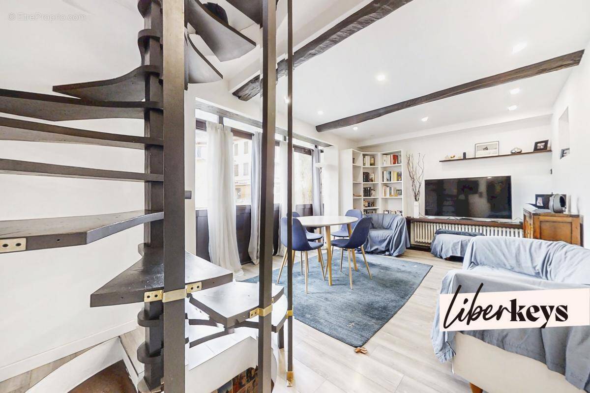 Maison à L'ESCARENE