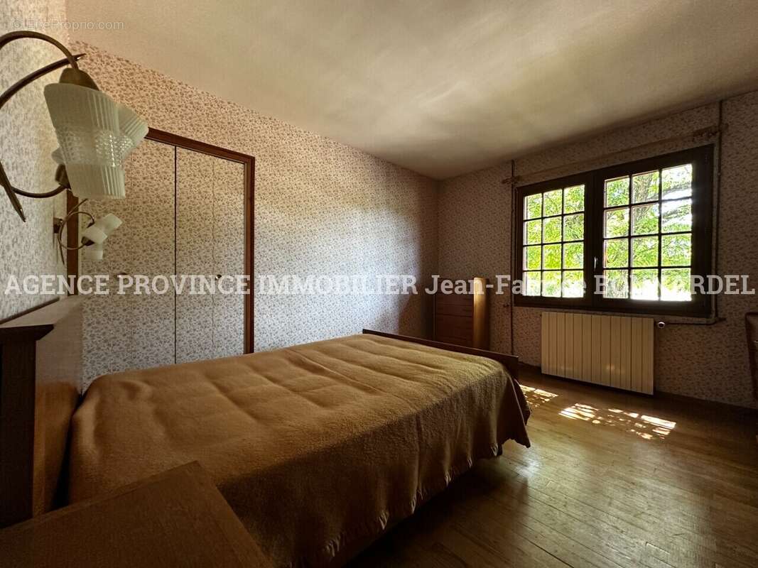 Maison 126 m² à Grignan  - photo 14