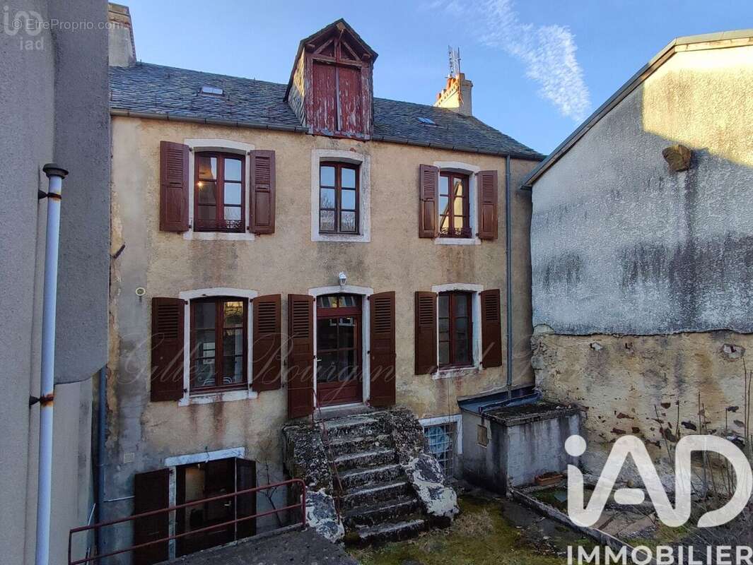 Photo 2 - Maison à AUMONT-AUBRAC