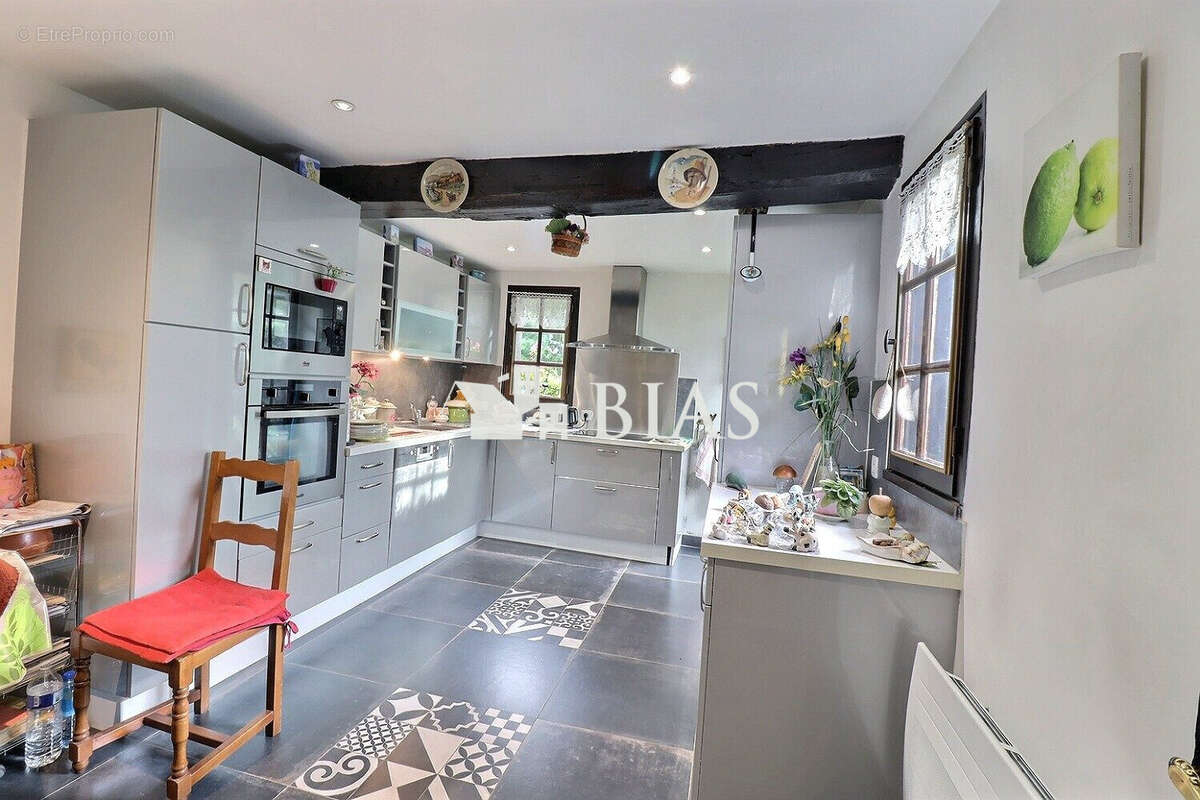 Maison à PONT-L&#039;EVEQUE