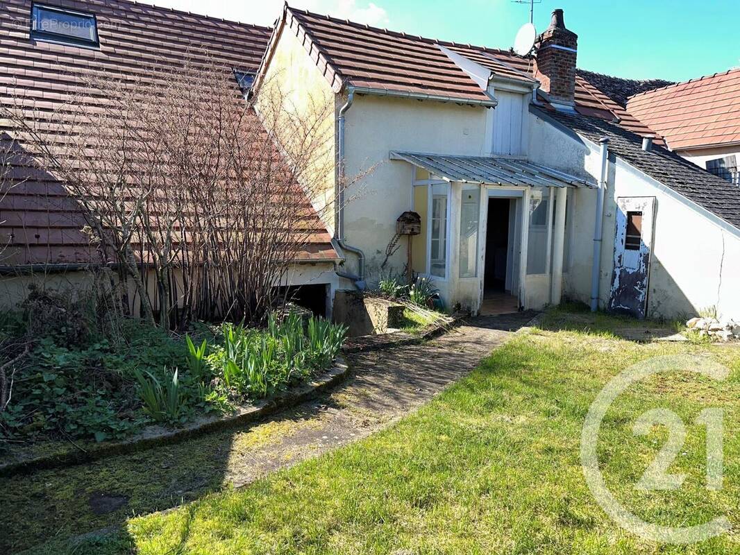Maison à POUILLY-SUR-LOIRE