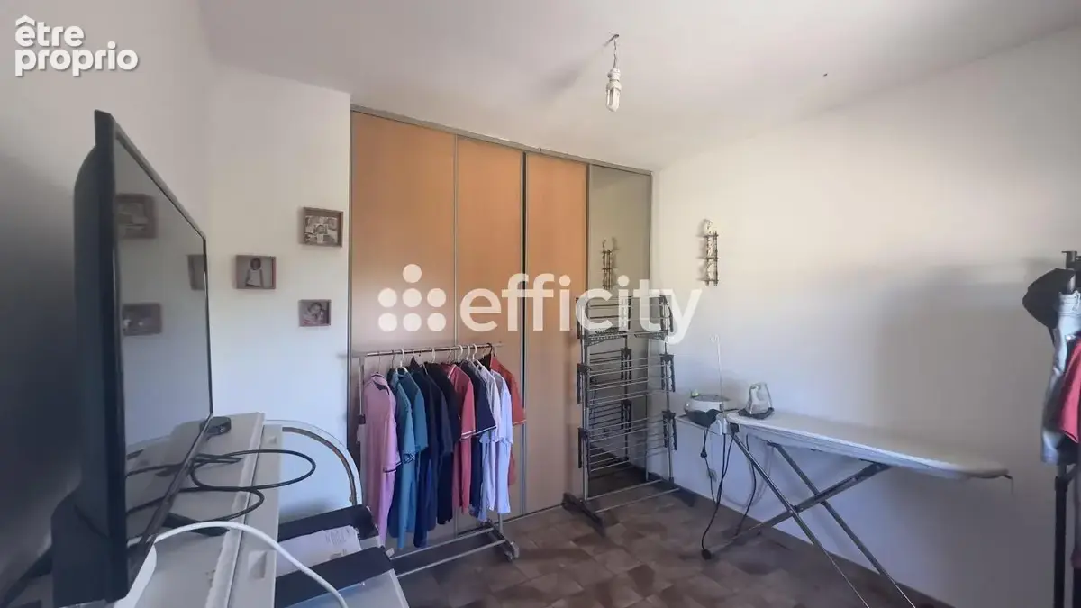 Maison 95 m² à Bagnols-Sur-Ceze  - photo 9