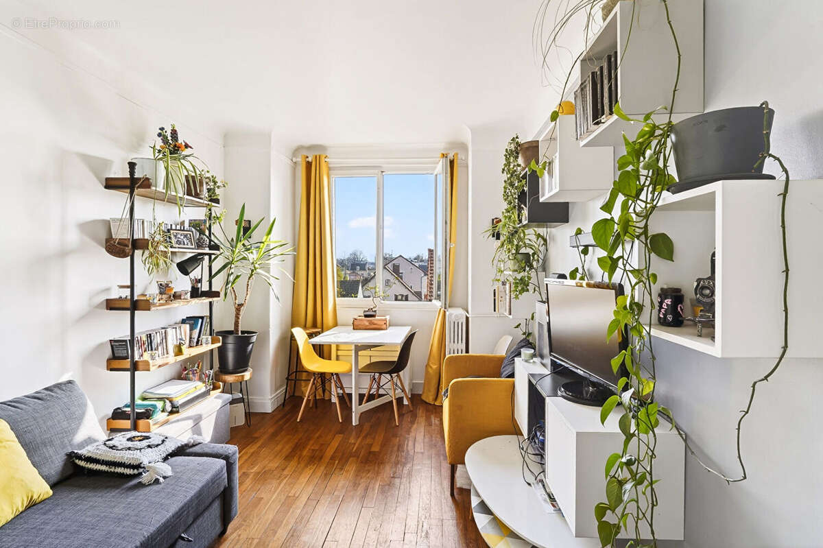 Appartement à COLOMBES