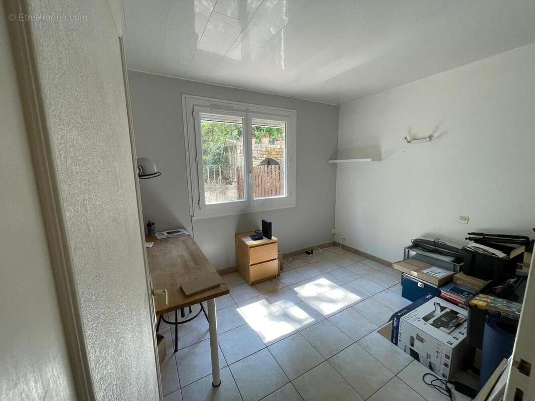 Maison 74 m² à Cahors  - photo 8