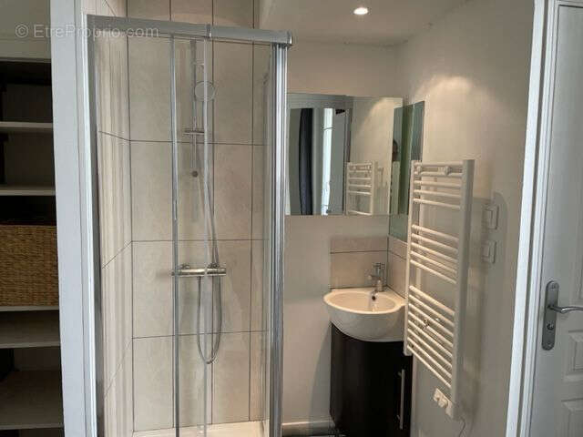 Appartement à PARIS-3E