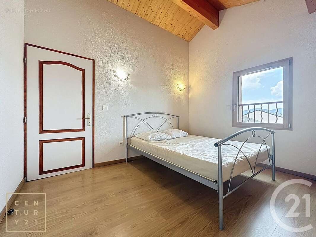 Maison à SAINT-PIERRE-DELS-FORCATS