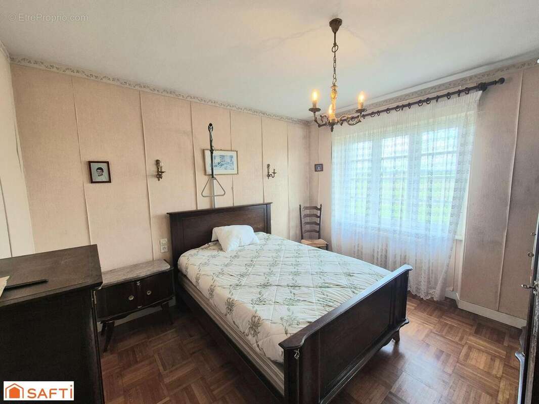 Photo 5 - Maison à LANDIVISIAU