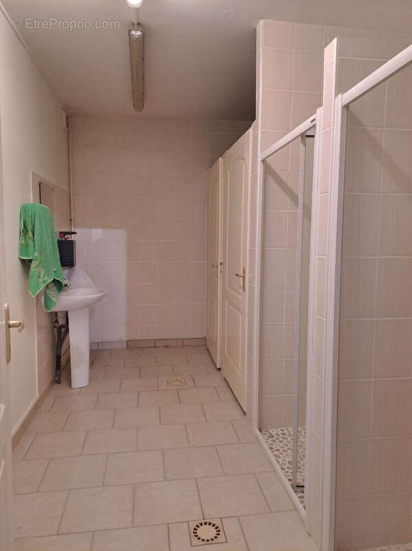 Commerce à QUETIGNY